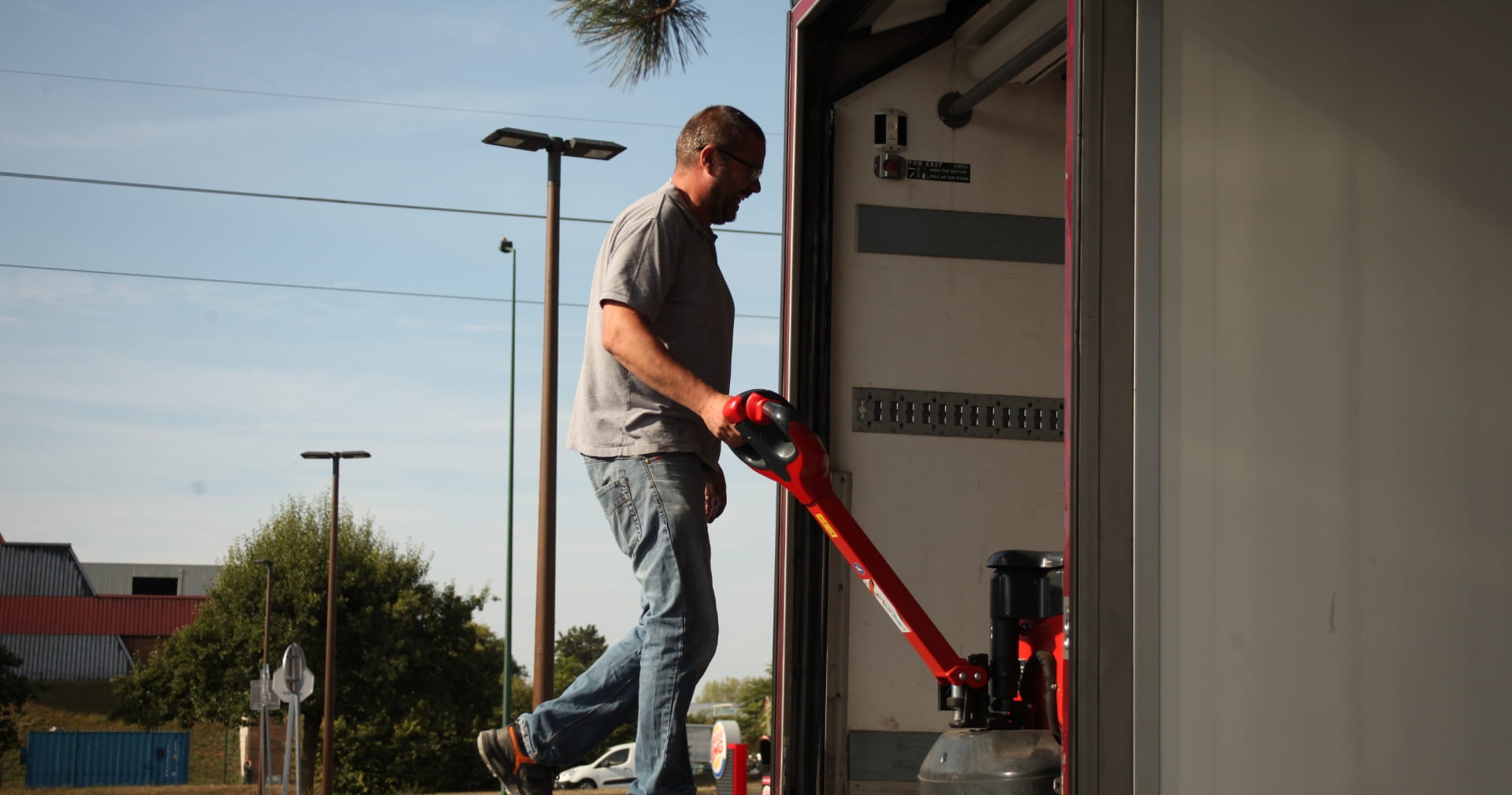 Location véhicule frigorifique avec chauffeur